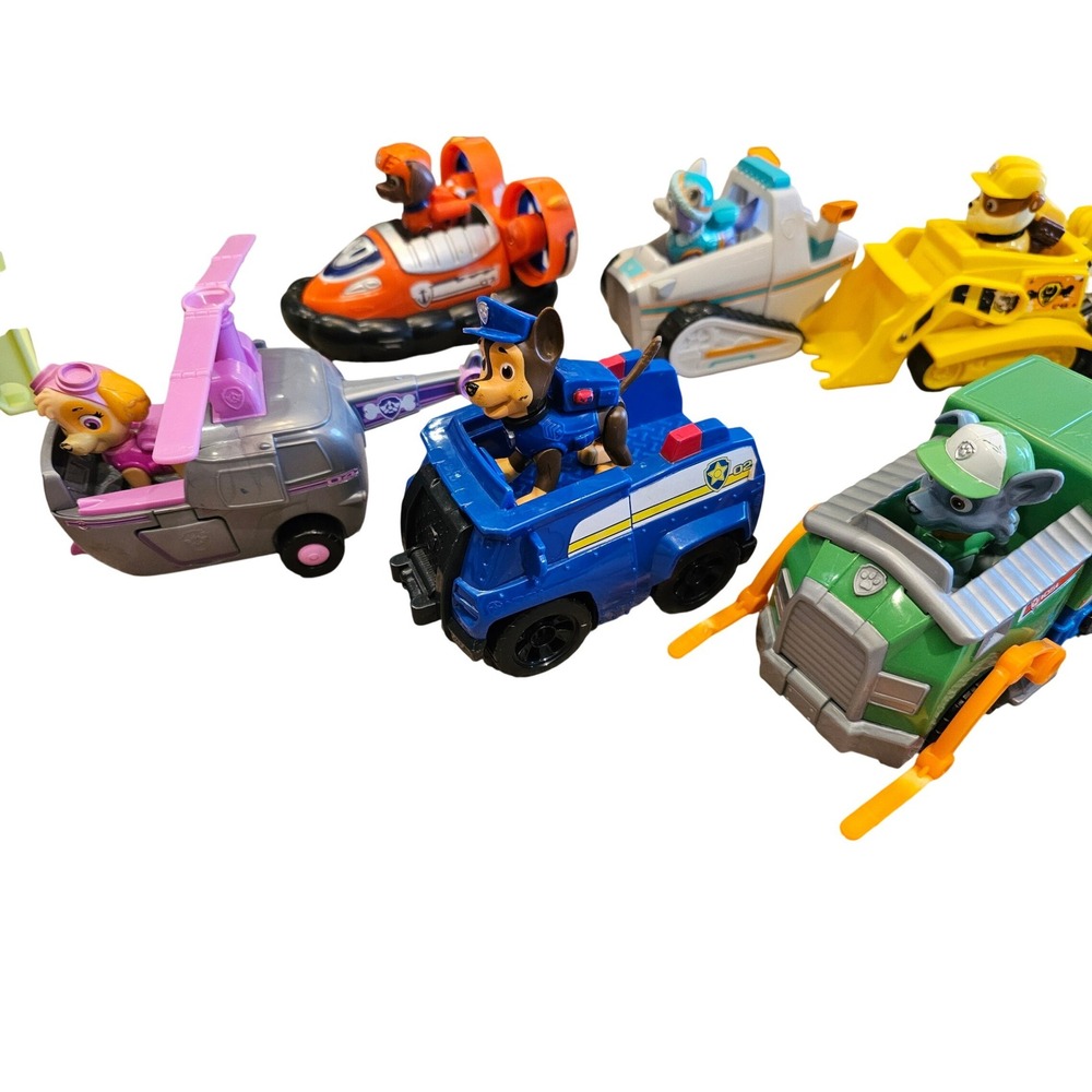 Paw Patrol Ultimate Rescue Vehicle and Figure Lot Chase Marshall Skye Rocky 16pc - Picture 5 of 10